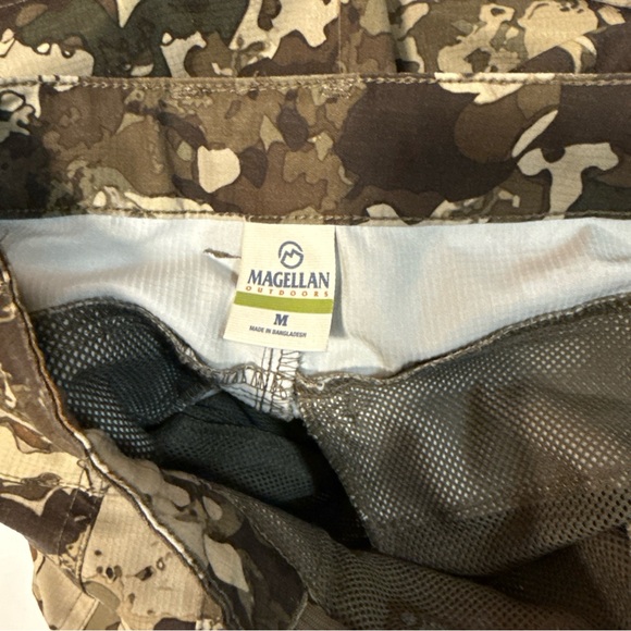 Kids Camouflage Cargo Pants - Picture 11 of 12